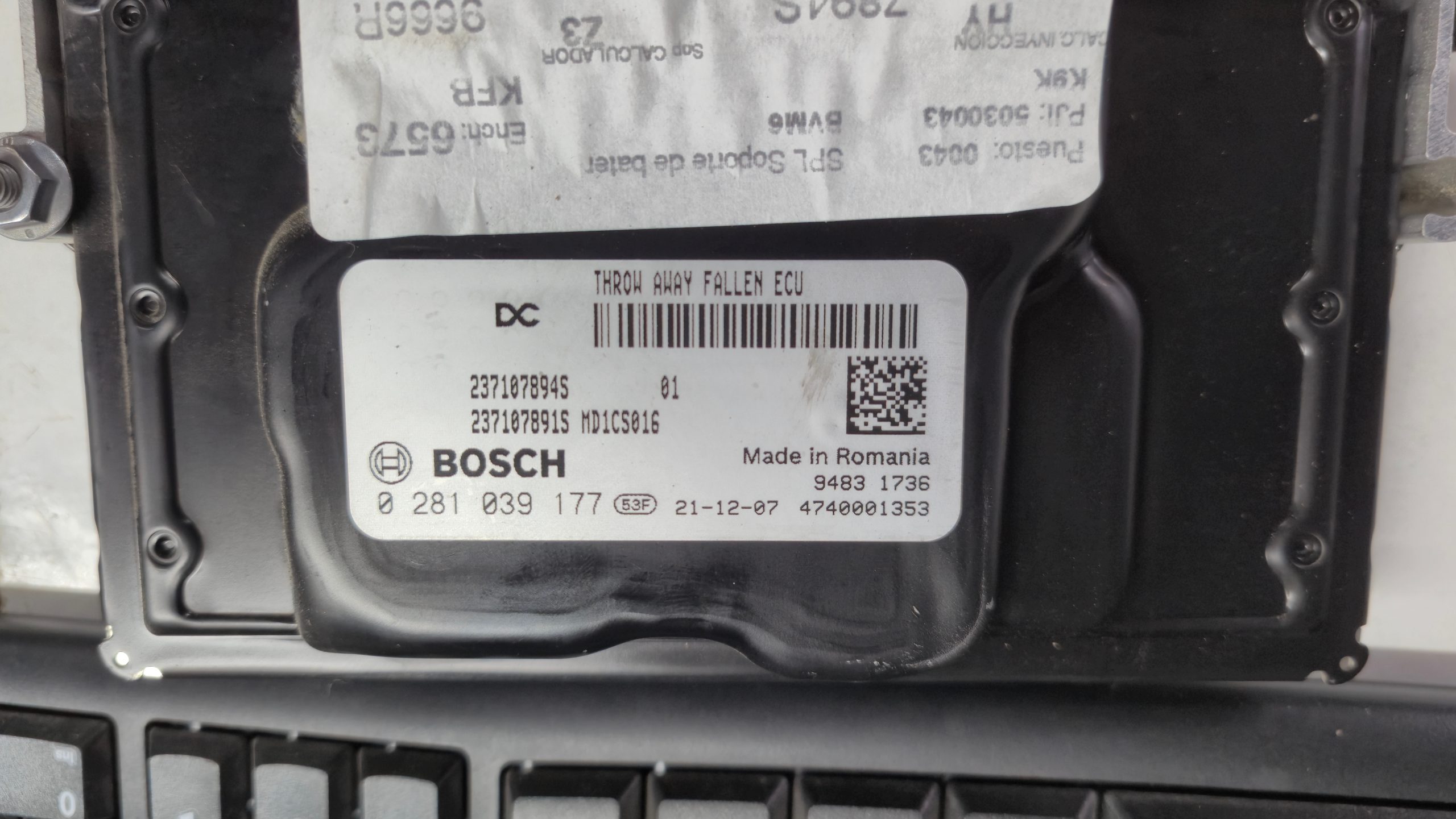 0281039177